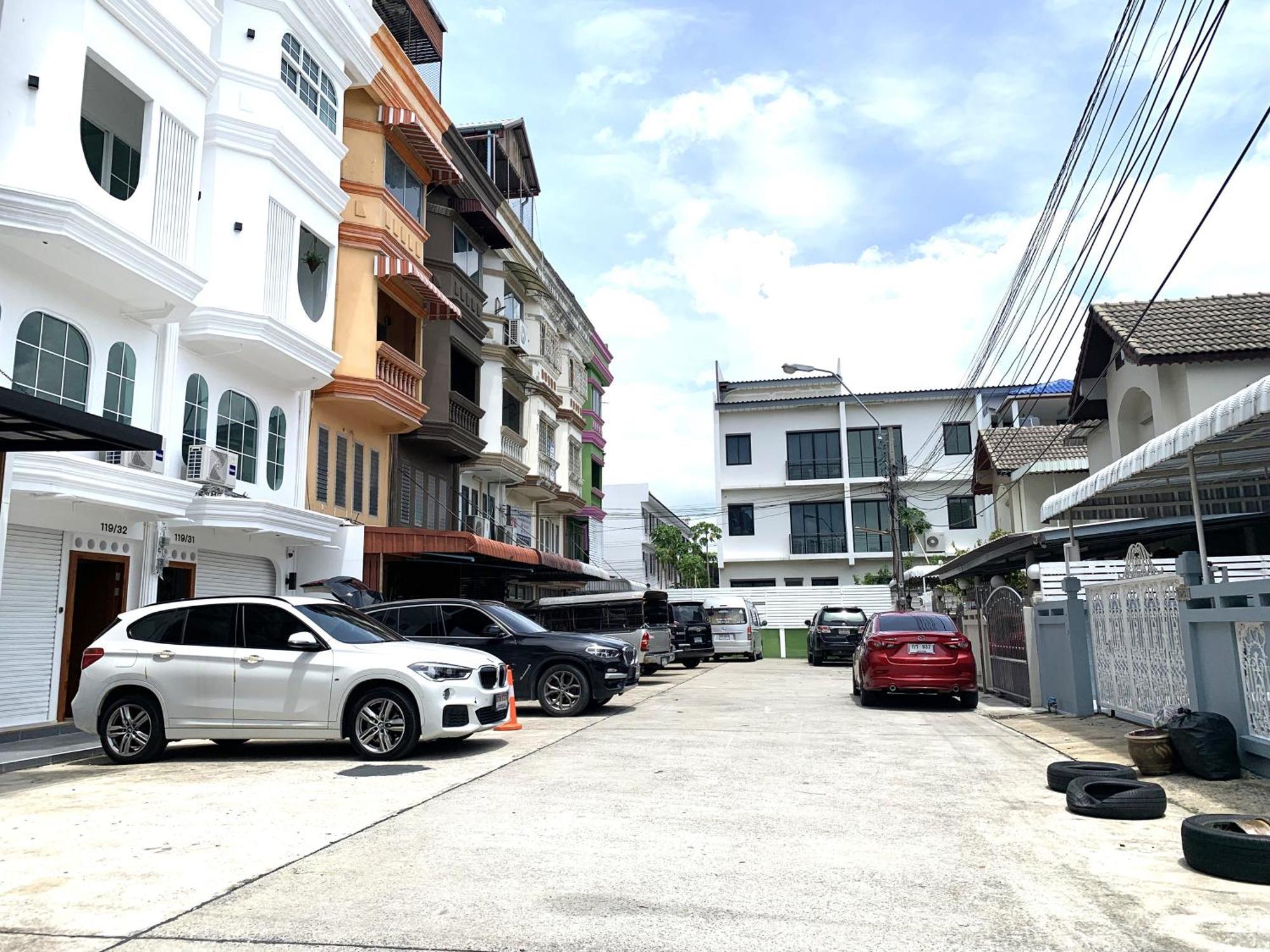 New Entire House Private Rooftop 11Pp Near Dmk Airport-Bts In Bkk Villa Ban Sai Mai Exterior photo